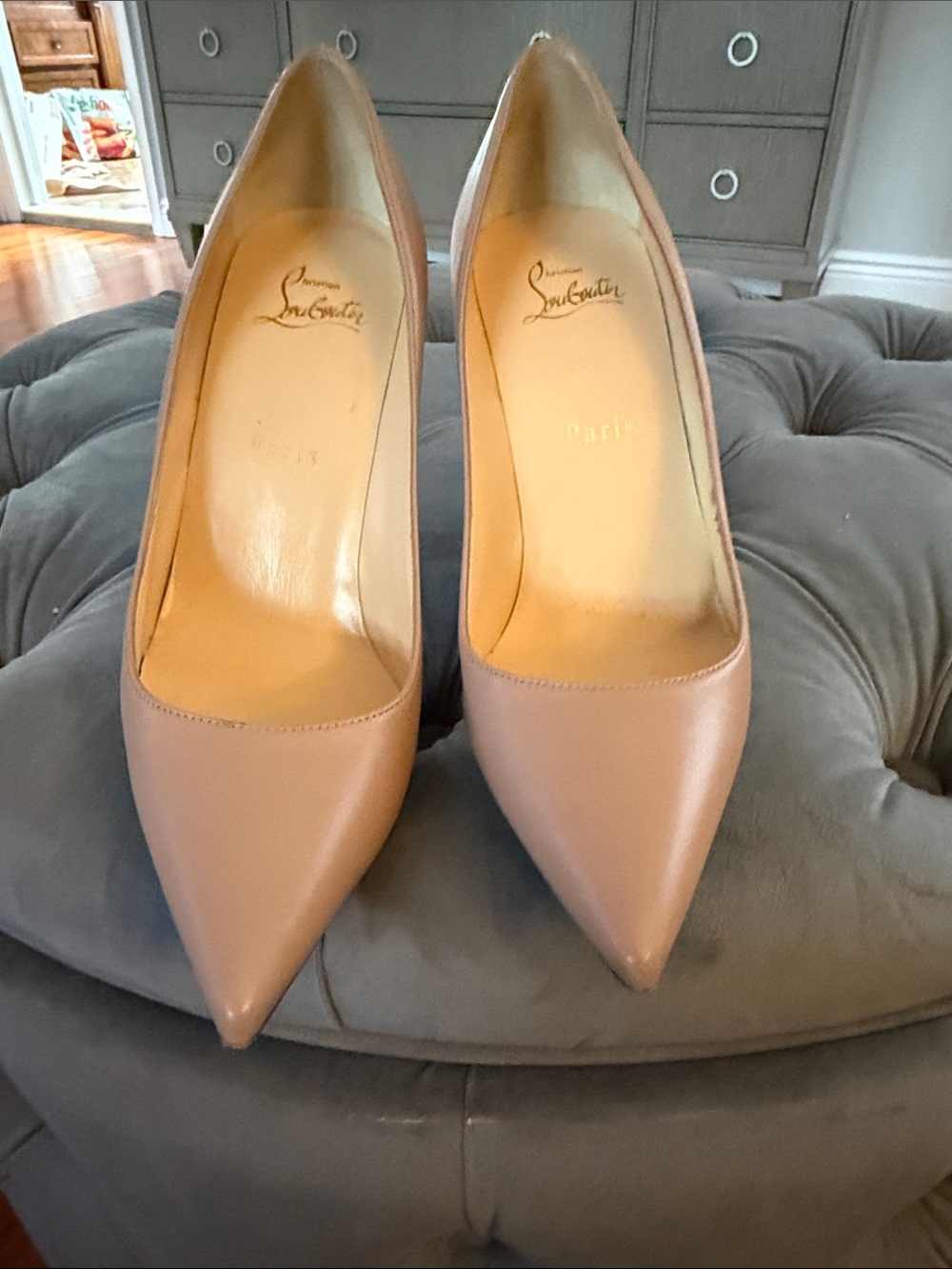 Christian Louboutin Nude Beige Leather Pointed Toe Pumps with Red Soles - Picture 10 of 10